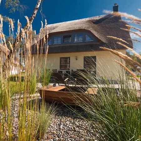 Admiralskoje Comfortable * Glowe