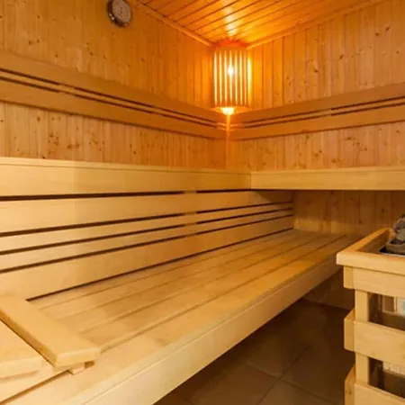 Admiralskoje Comfortable * Glowe