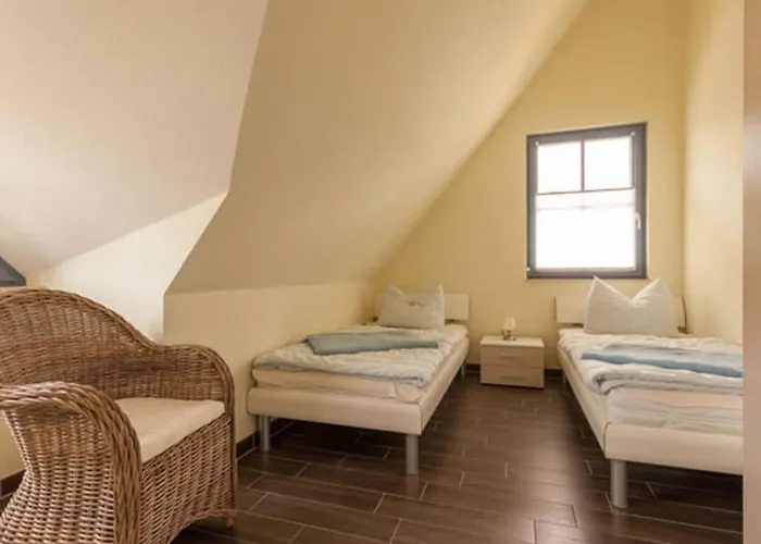 Feriehus Admiralskoje Comfortable Glowe