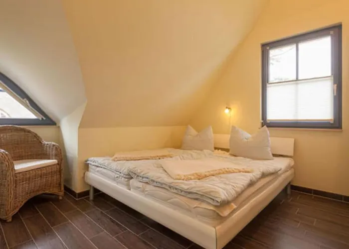 Feriehus Admiralskoje Comfortable Glowe